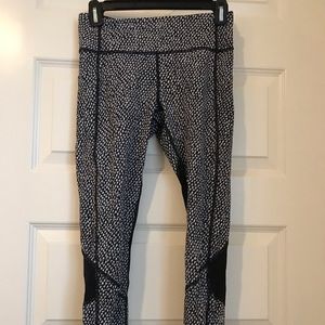 Lululemon Cropped Black and White Leggings